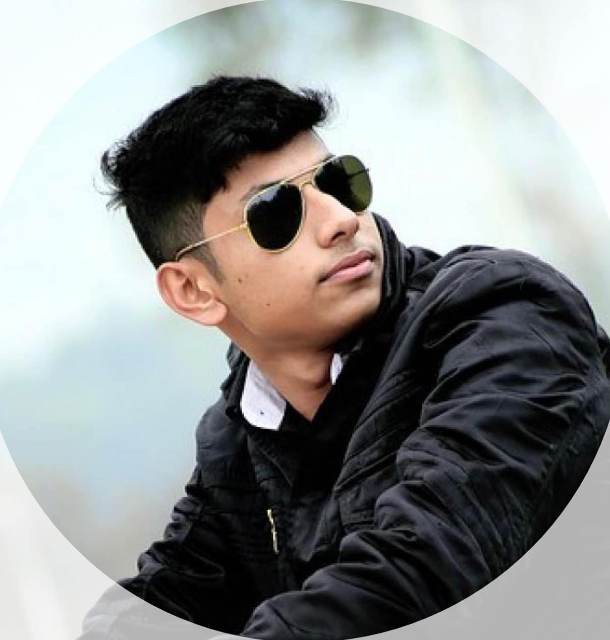 Τάσος Παπανικολάου