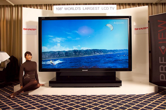 , Sharp, Η μεγαλύτερη τηλεόραση LCD είναι 108 ίντσες