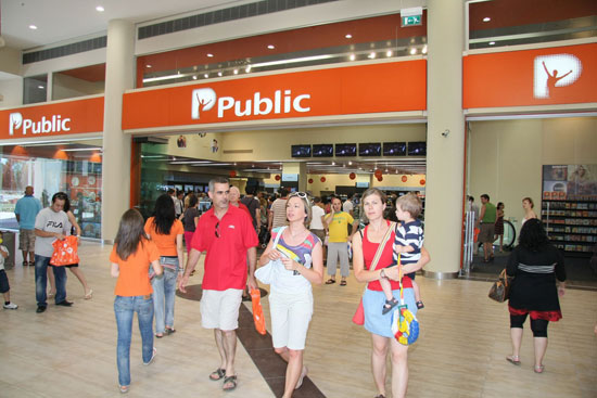 , Public, Εγκαίνια για το δεύτερο κατάστημα στην Κύπρο