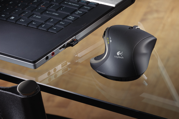 , Logitech Performance mouse MX, Λειτουργεί και σε γυάλινες επιφάνειες