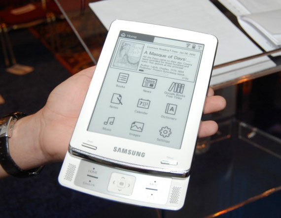 , Samsung E6 και E101, Η Samsung κυκλοφορεί e-Book