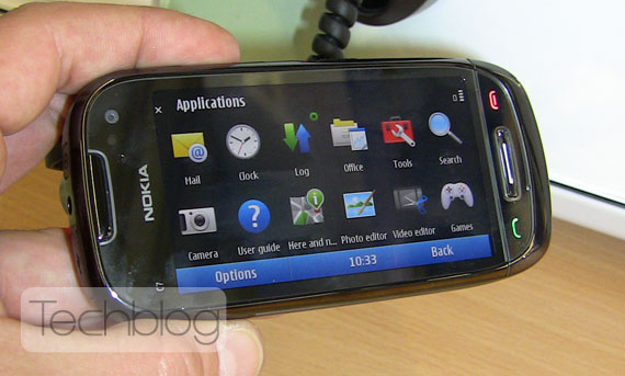 , Nokia C7 με Symbian3 και οθόνη AMOLED 3.5 ιντσών