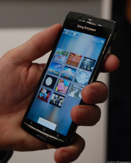 , Sony Ericsson XPERIA Arc, Φωτογραφίες hands-on [cnet]