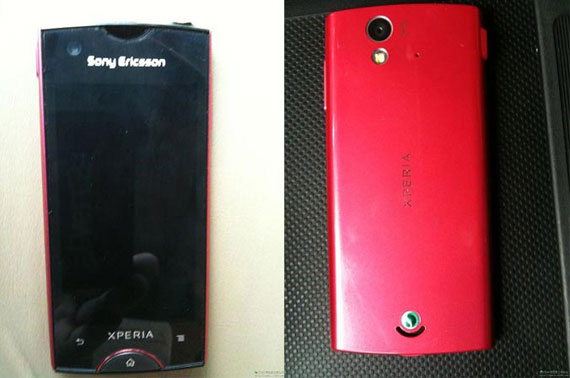 , Sony Ericsson ST18i και CK15i, Πρώτες ανεπίσημες φωτογραφίες
