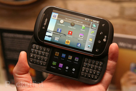 , LG κινητό με δύο οθόνες αφής και QWERTY πληκτρολόγιο