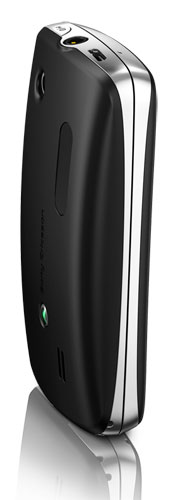 , Sony Ericsson TXT Pro, Με συρόμενο πλήρες QWERTY πληκτρολόγιο