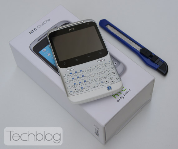 , HTC ChaCha unboxing