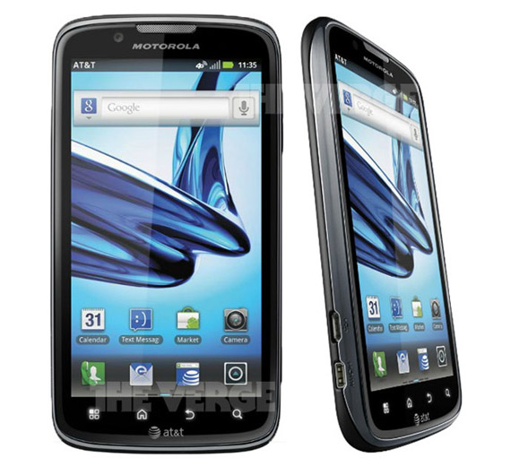 , Motorola Atrix 2, Με οθόνη 4.3 ίντσες qHD και κάμερα 8 Megapixel