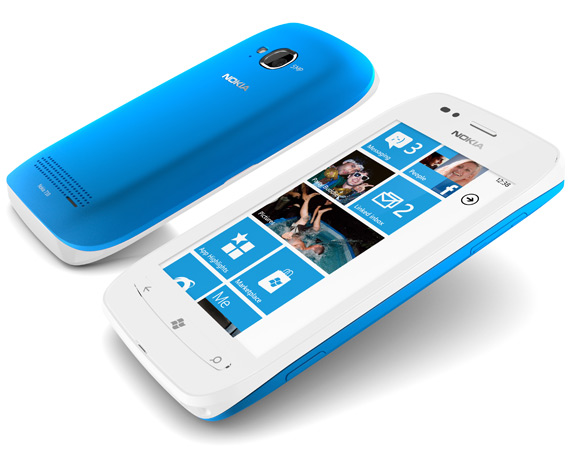 , Nokia Lumia 710, Επίσημα με Windows Phone και οθόνη 3.7 ίντσες