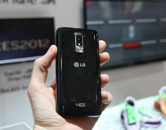 , LG Spectrum P930, Hands-on video και φωτογραφίες από το τούμπανο [USA]