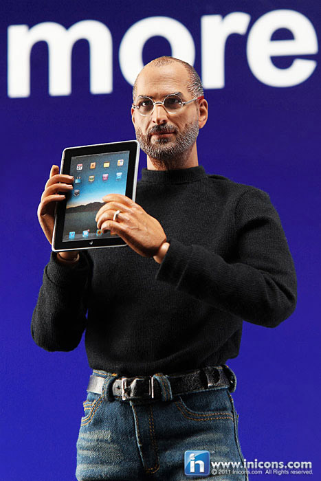 , Steve Jobs, Τον έκαναν κούκλα