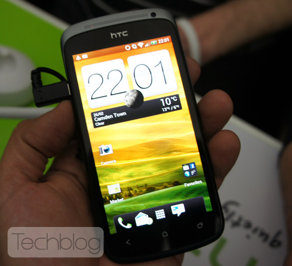 , HTC One S, Πολύ λεπτό με σασί unibody και Beats Audio