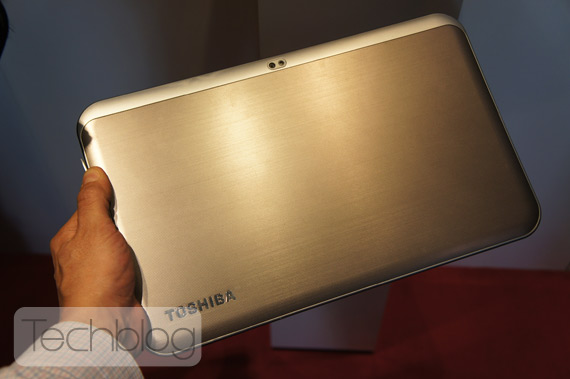 , Toshiba AT330 Android tablet με οθόνη 13.3 ίντσες hands-on