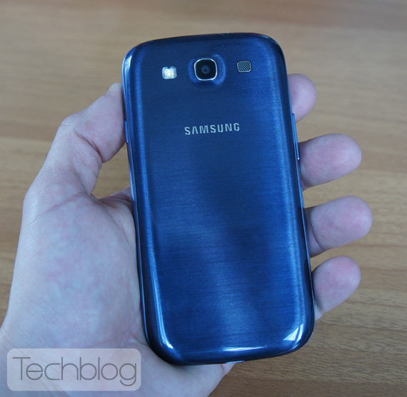 , Καθυστερεί η κυκλοφορία του μπλε Galaxy S III