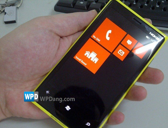 , Nokia Lumia με Windows Phone 8 εντοπίζεται σε κινέζικο site
