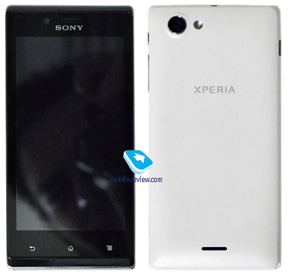 , Sony Xperia J, Εντελώς entry-level και χωρίς το λογότυπο της Sony Ericsson