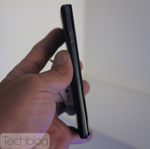 , Sony Xperia V πρώτη επαφή hands-on [IFA 2012]