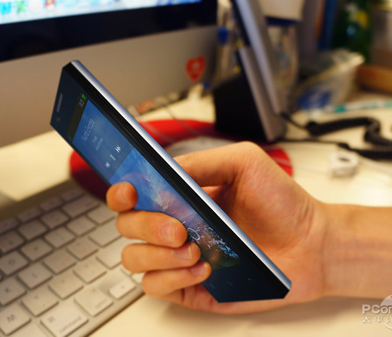 , OPPO Find 5, Φωτογραφίες hands-on από το 5ιντσο FHD smartphone