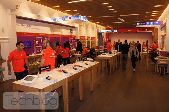 , Vodafone Destination Store στο The Mall Athens [φωτογραφίες + video]