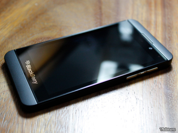 BlackBerry Z10, BlackBerry Z10, Διέρρευσαν τα κυριότερα τεχνικά χαρακτηριστικά