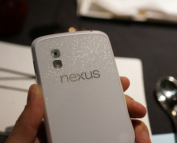 lg nexus 4 white, LG Nexus 4 σε λευκό χρώμα