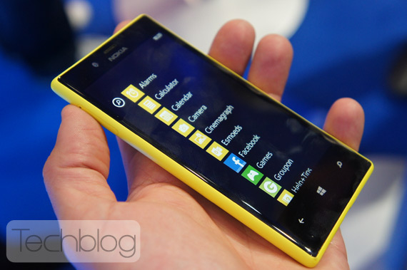 Nokia Lumia 720 MWC 2013, Nokia Lumia 720 φωτογραφίες hands-on (MWC 2013)