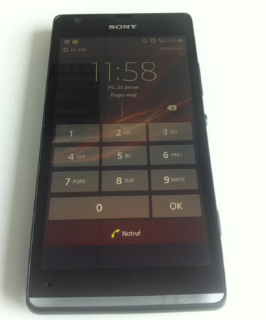 Sony Xperia SP, Sony Xperia SP, Με οθόνη 4.6 ιντσών 720p