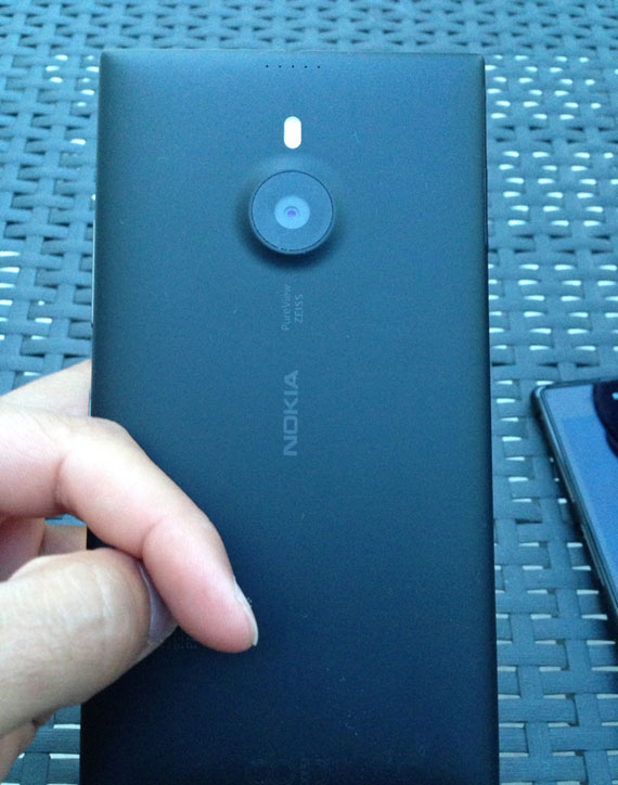 Nokia Lumia 1520, Nokia Lumia 1520, Νέες διαρροές φωτογραφιών