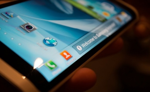 Samsung, Samsung, Κατέθεσε πατέντα για κινητό με &#8220;wrap around&#8221; οθόνη