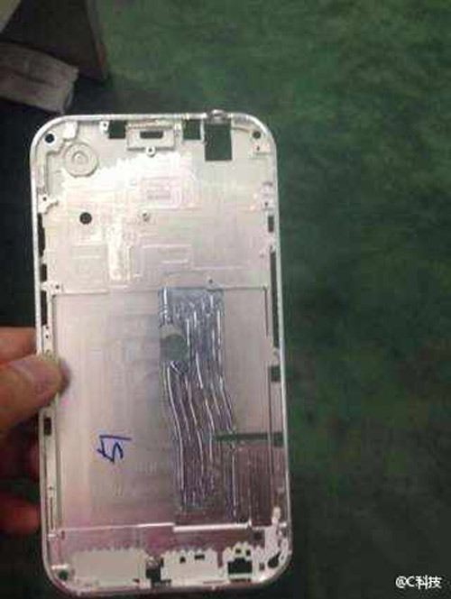 iPhone 6 metal chasis, iPhone 6, Φωτογραφίες από το μεταλλικό σασί και οθόνη 4.7 ίντσες;