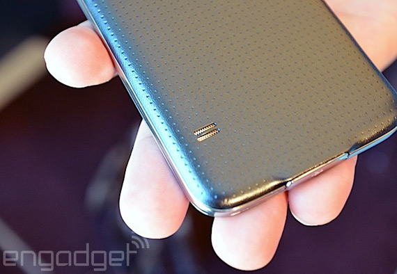 , Samsung Galaxy S5, Επίσημα με οθόνη 5.1 ίντσες και fingerprint