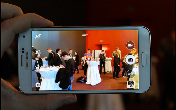 , Samsung Galaxy S5 αδιάβροχο, με αισθητήρα δαχτυλικών αποτυπωμάτων και 16MP κάμερα&#8230;