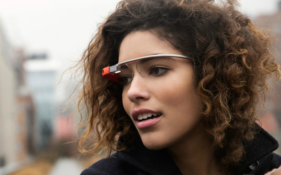 google glass luxottica, Google Glass: Η Luxottica επιβεβαιώνει την επιστροφή του