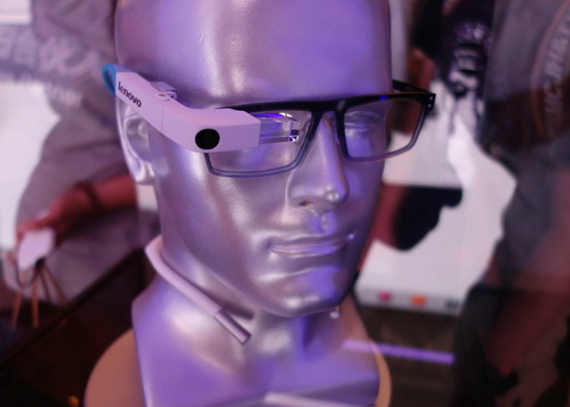 lenovo έξυπνα γυαλιά, Lenovo, επιδεικνύει το αντίπαλο δέος του Google Glass