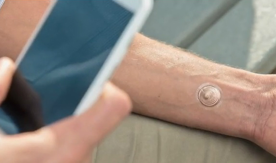 motorola digital tattoo, Motorola, βάζει τέλος στους κωδικούς με το digital tattoo