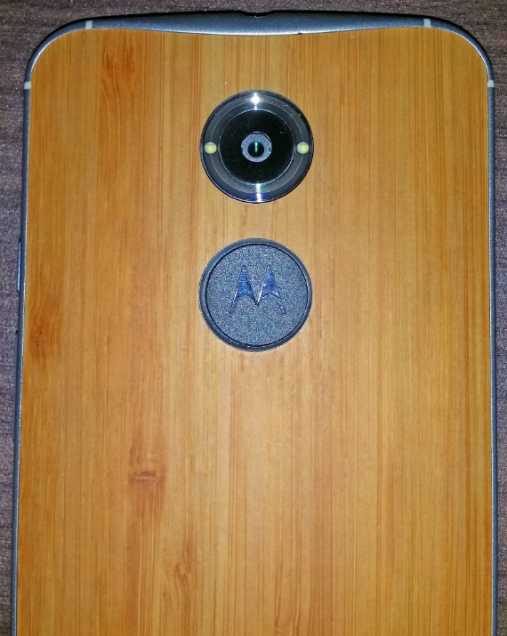 motorola moto x+1 prototype, Motorola Moto X+1, εμφανίζεται σε protoype με ξύλινο καπάκι και τεράστια κάμερα