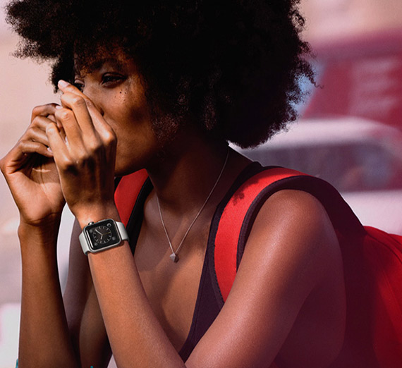 , Apple Watch, Διαθέσιμο αρχές 2015 με τιμή από 349 δολάρια Αμερικής