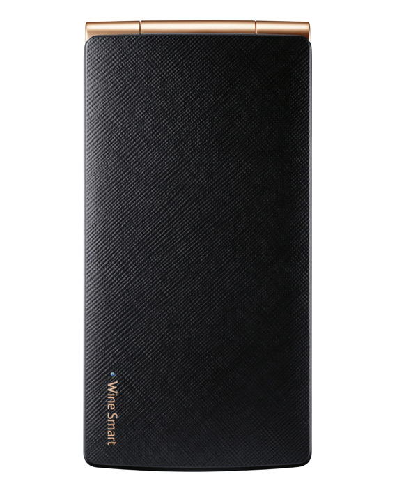 LG Wine Smart, LG Wine Smart, Έξυπνο κινητό με σχεδιασμό clamshell