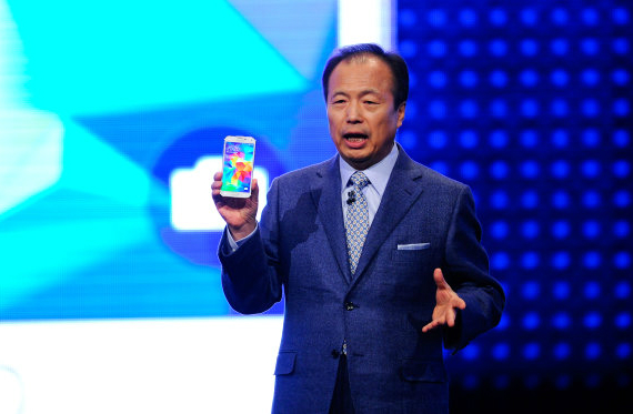 samsung keeps mobile ceo, Samsung, διατηρεί τον J.K. Shin επικεφαλής του τμήματος mobile