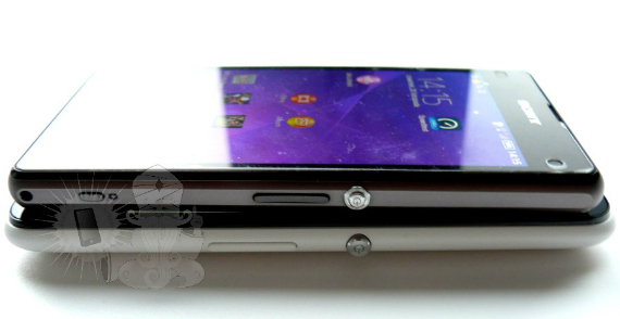 sony xperia e4, Sony Xperia E4, φωτογραφίζεται δίπλα στο Xperia Z1 Compact