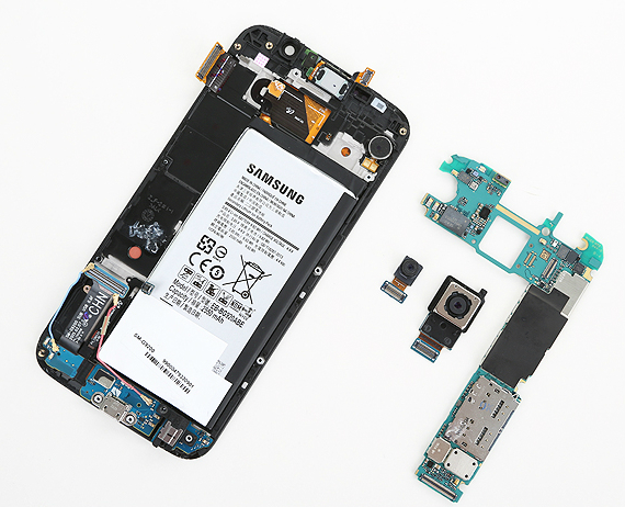 samsung galaxy s6 teardown, Samsung Galaxy S6: Ξεβιδώνεται και δείχνει πως είναι από μέσα [teardown]