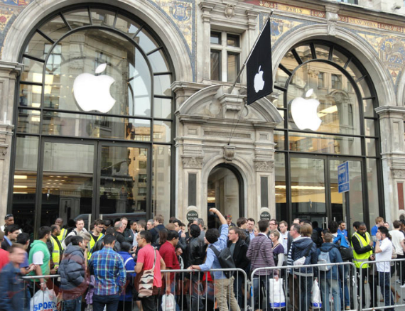 apple πωλήσεις q2, Apple: Ξεπέρασε τις προβλέψεις με 61.1 εκ. iPhone το πρώτο τρίμηνο