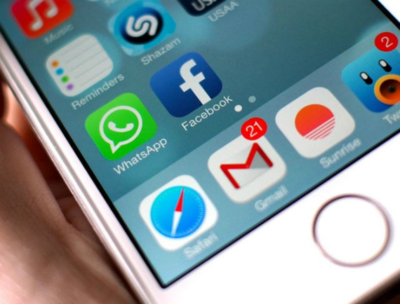 whatsapp ios κλήσεις, WhatsApp: Διαθέσιμες οι φωνητικές κλήσεις και στο iOS