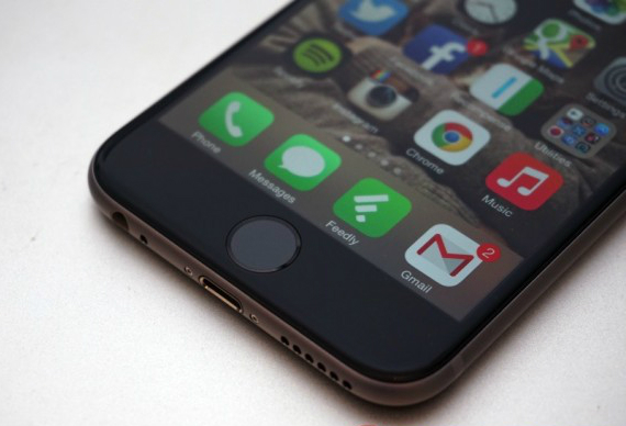 Apple: Φήμες ότι αφαιρεί το κεντρικό κουμπί στα μελλοντικά iPhone, Apple: Φήμες ότι αφαιρεί το κεντρικό κουμπί στα μελλοντικά iPhone