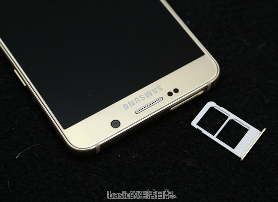 Samsung Galaxy Note 5: Η Dual SIM έκδοση δεν έχει υποδοχή microSD, Samsung Galaxy Note 5: Η Dual SIM έκδοση δεν έχει υποδοχή microSD