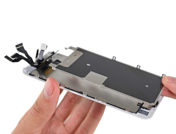 iPhone 6s: Teardown - Γιατί έχει μικρότερη μπαταρία, iPhone 6s: Teardown &#8211; Γιατί έχει μικρότερη μπαταρία