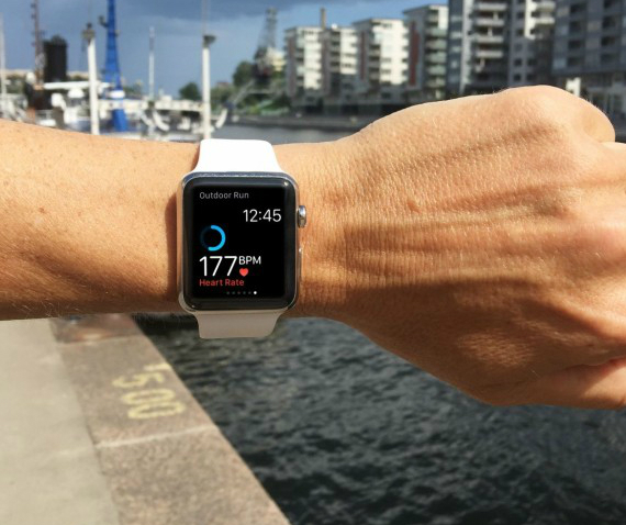apple heart rate tech, Apple: Κατηγορείται ότι έκλεψε την τεχνολογία καρδιακών παλμών του Apple Watch