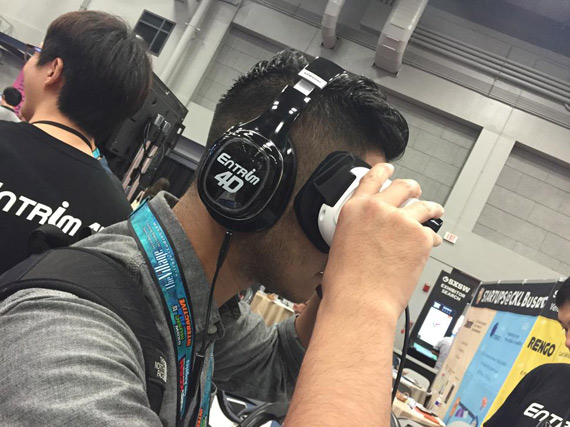 Samsung VR headphones, Samsung Entrim 4D: VR headphones που σε κάνουν να νιώθεις ότι είσαι εκεί