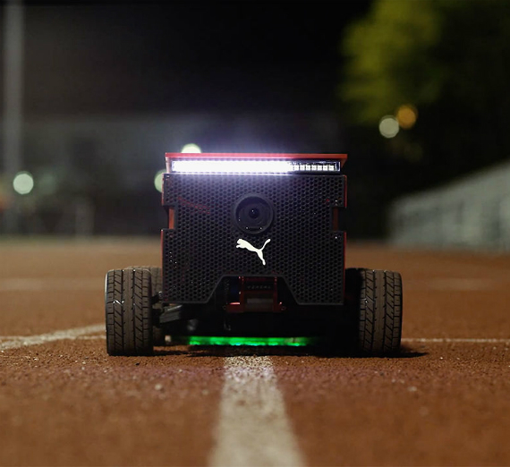 puma beatbot, Puma BeatBot: Ένα μικροσκοπικό ρομπότ συναγωνίζεται τον Usain Bolt