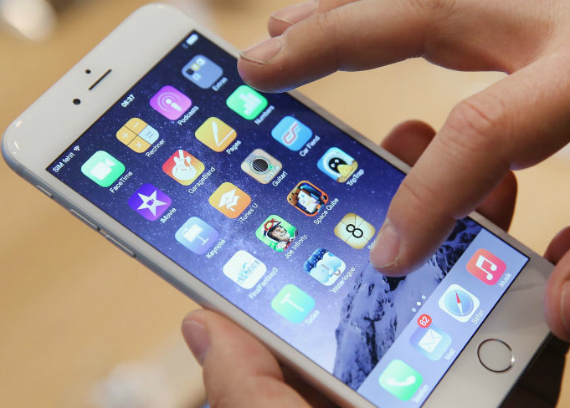 iphone 8 oled, iPhone 8: Μόνο ένα μοντέλο με OLED λόγω της Samsung [Bloomberg]
